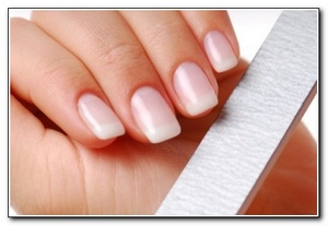 kak-sdelaty-manikur-doma
