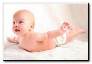 razvitie-rebenka-do-goda